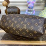 Louis Vuitton Monogram Clutch M46544 Brown
